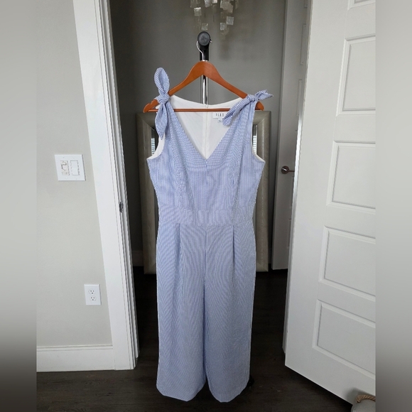 Elle Blue and White Striped Cropped Jumpsuit Size L - Picture 4 of 7
